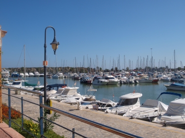 Marina is 10 minutes walk from the apartments