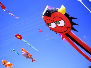 Kites on Alicante Beach