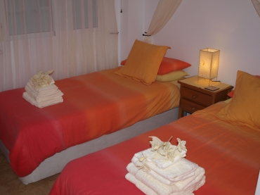 Twin bedroom